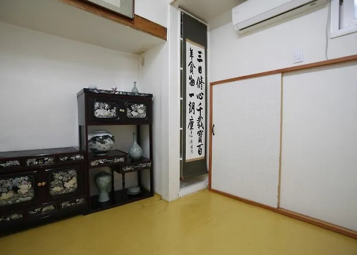 Jongro Inwoo House